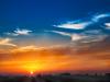 Couchers ou levers de soleil rougeâtres particules d'aérosol
