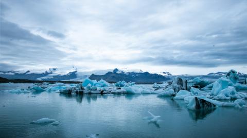 L'eau glacée illustration du changement climatique